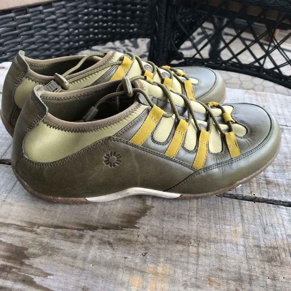 Zumfoot Athena Olive/Ochre Comfort Flat Shoe